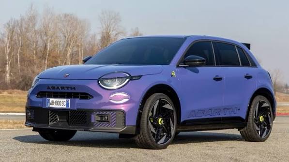 Abarth 600e Competizione