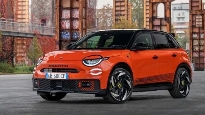 Abarth 600e Competizione