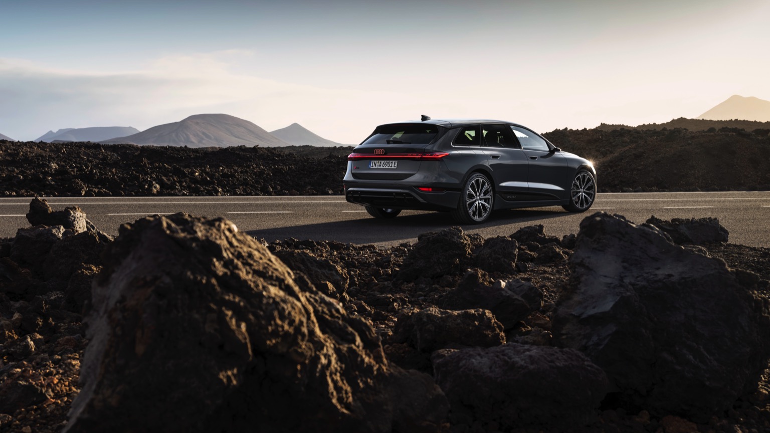 Audi A6 Avant e-tron 2024