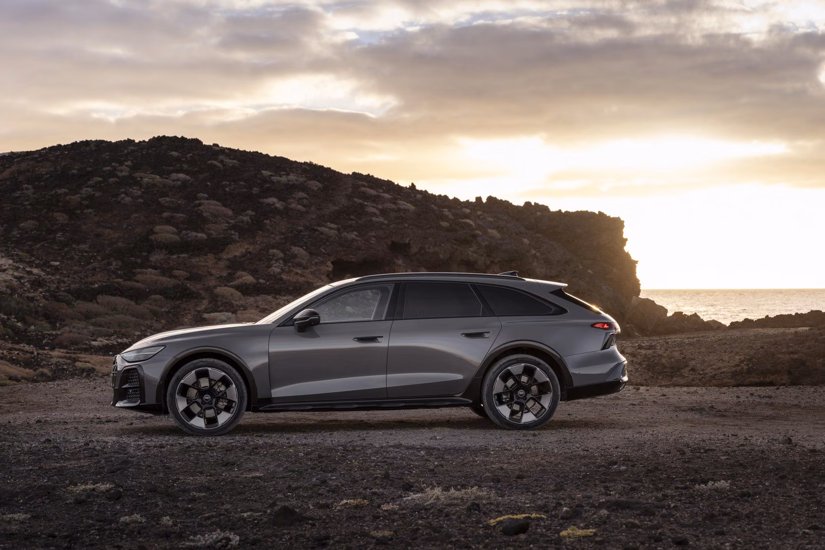 Audi A6 Avant e-tron quattro Avant Quattro