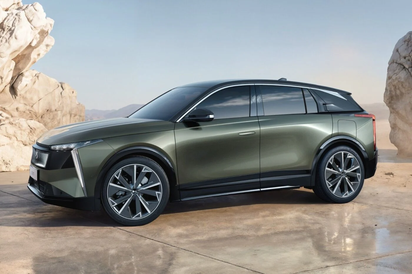 DS Automobiles N°7 AWD Long Range