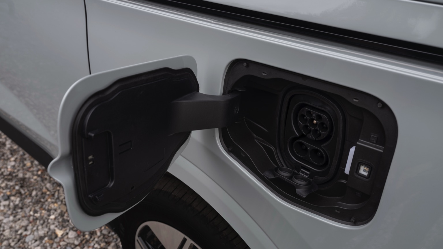 Ford e-Tourneo Courier 2024