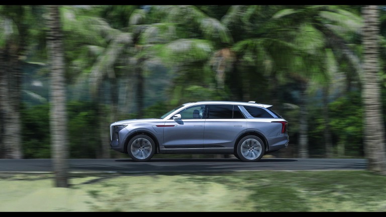 Hongqi E-HS9 99 kWh