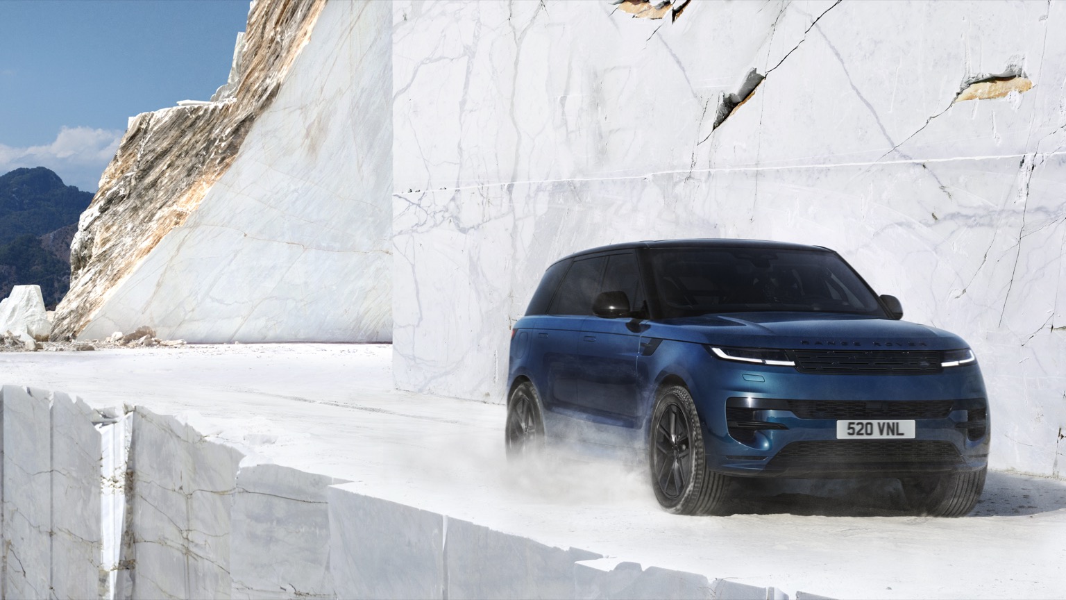 Land Rover Range Rover Sport EV550