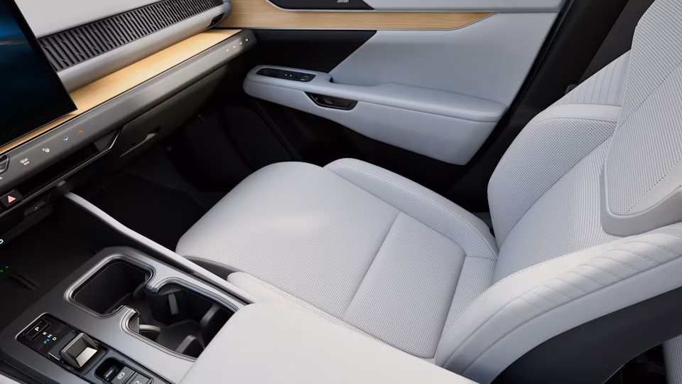 Lexus TZ 450e Long Range