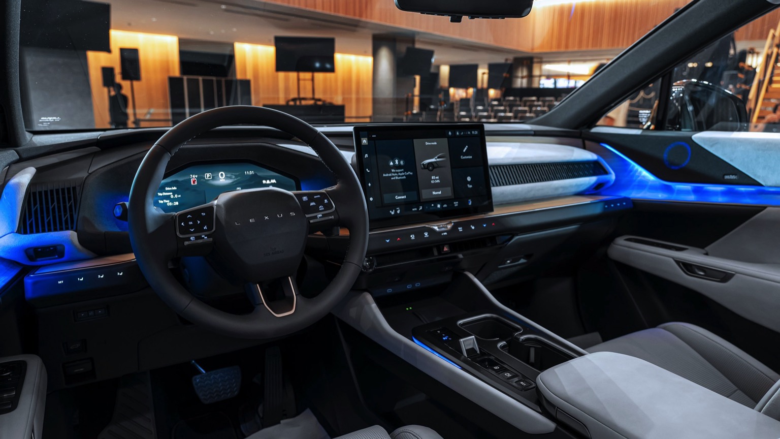 Lexus TZ 450e Long Range