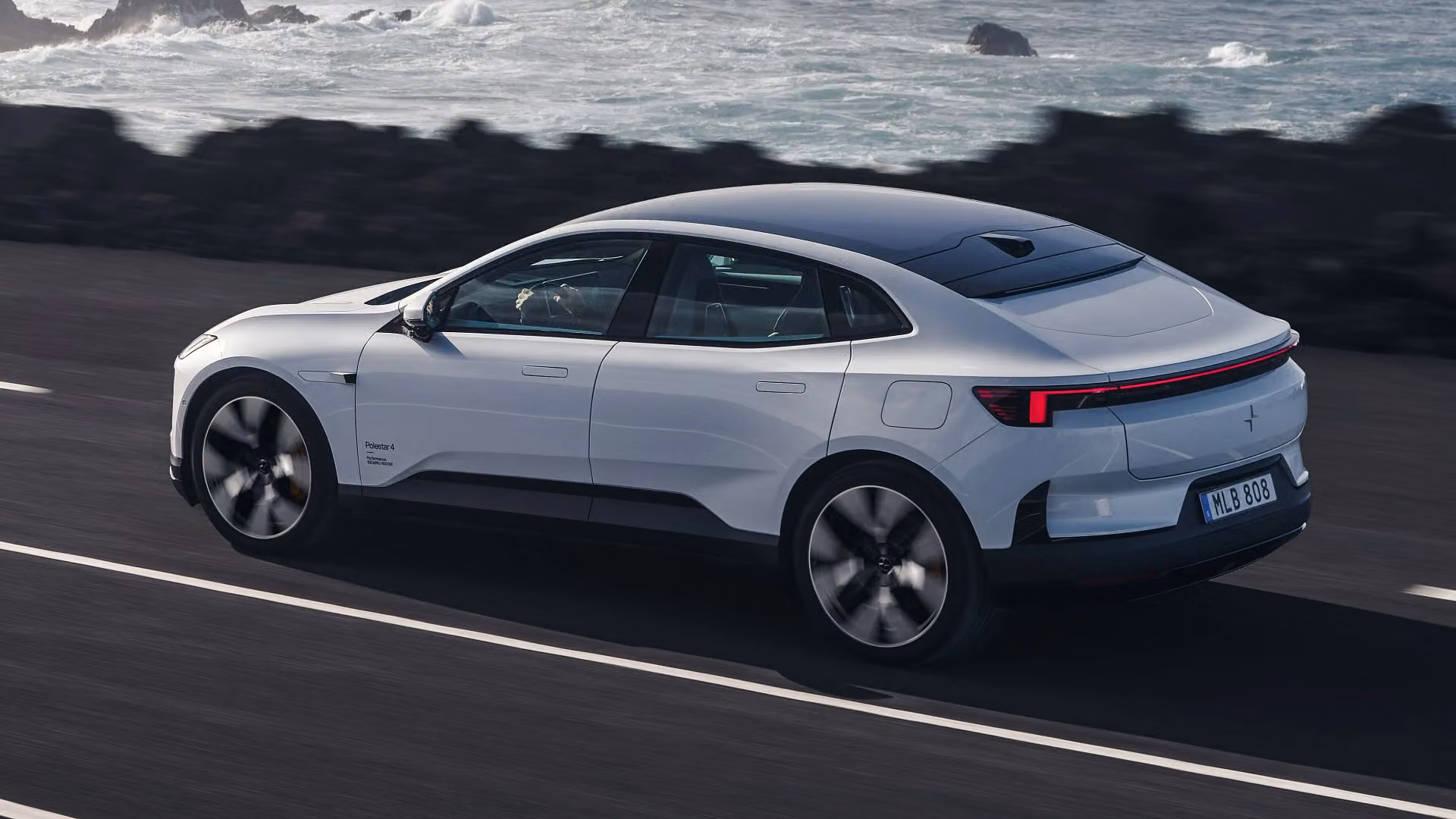 Polestar 4 Coupé Dual Motor