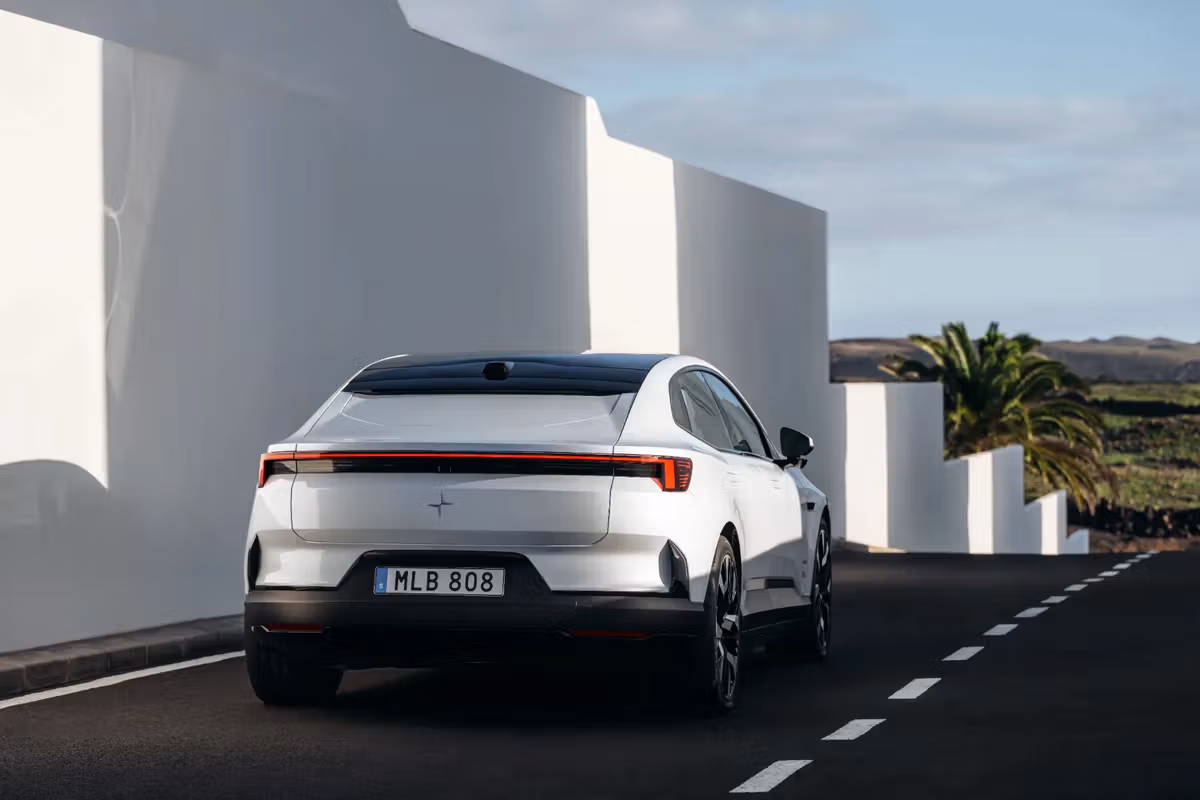 Polestar 4 Coupé Dual Motor