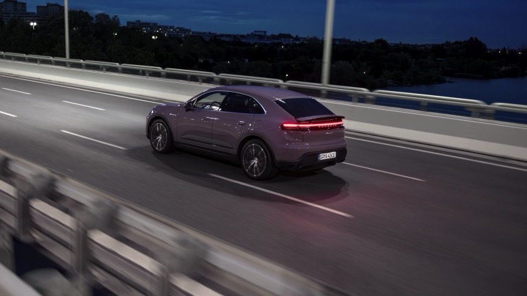 Porsche Macan 4 EV