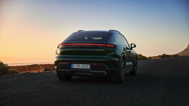 Porsche Macan 4S Electric