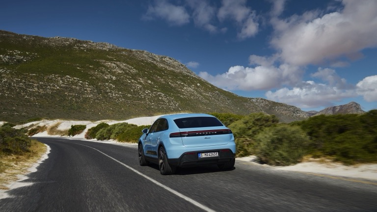 Porsche Macan EV