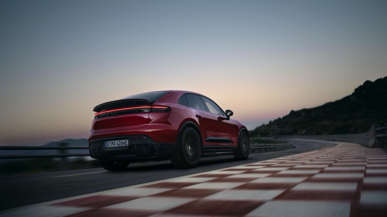 Porsche Macan GTS EV