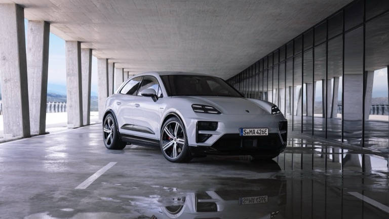 Porsche Macan Turbo EV