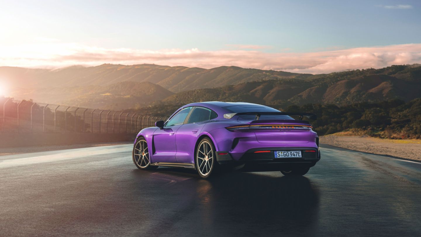 Porsche Taycan Turbo GT 2024