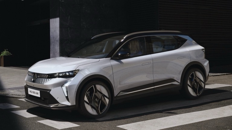 Renault Scenic E-Tech EV87 220hp
