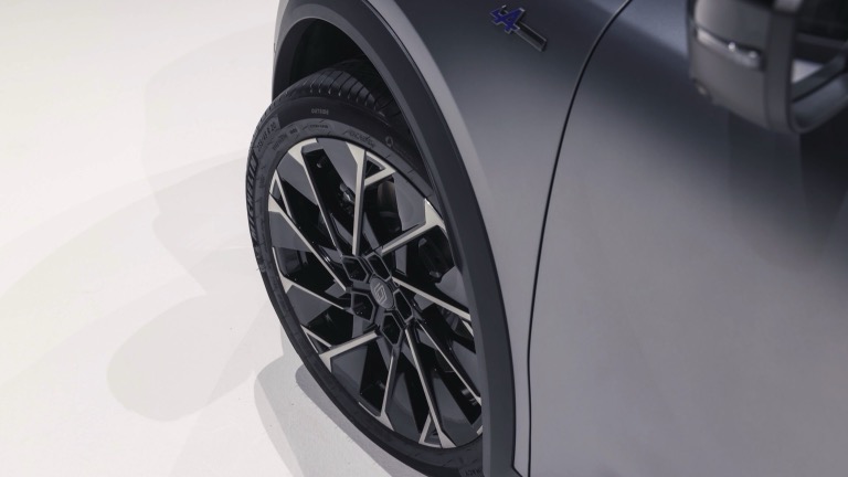 Renault Scenic E-Tech EV87 220hp