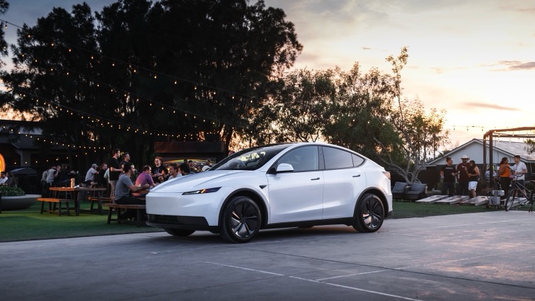 Tesla Model Y Standard RWD