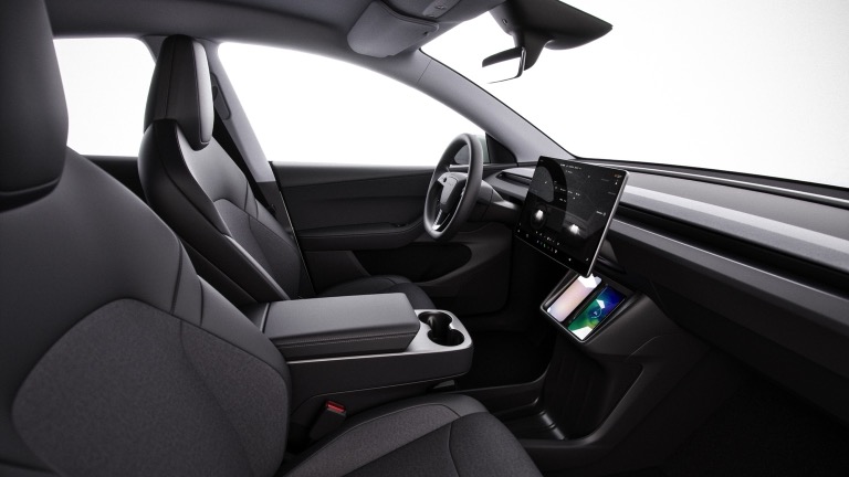 Tesla Model Y Standard RWD