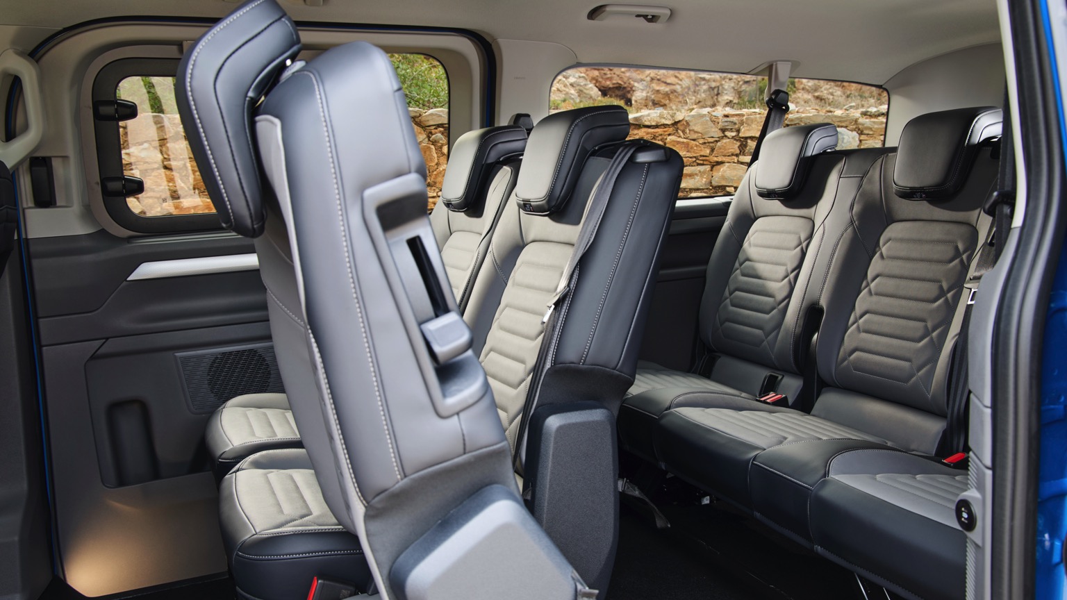 Volkswagen e-Caravelle L2 210 kW 4MOTION 71 kWh