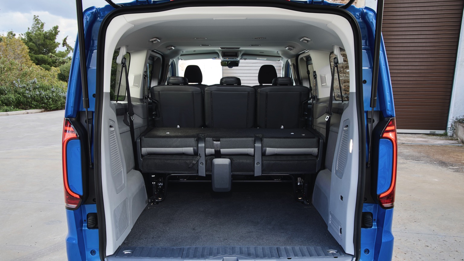 Volkswagen e-Caravelle L2 210 kW 4MOTION 71 kWh