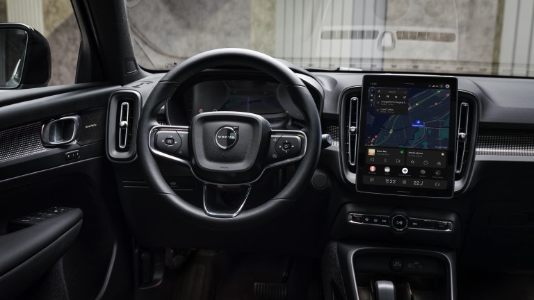 Volvo EX40 P5