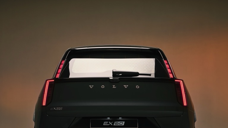 Volvo EX60 P10 AWD