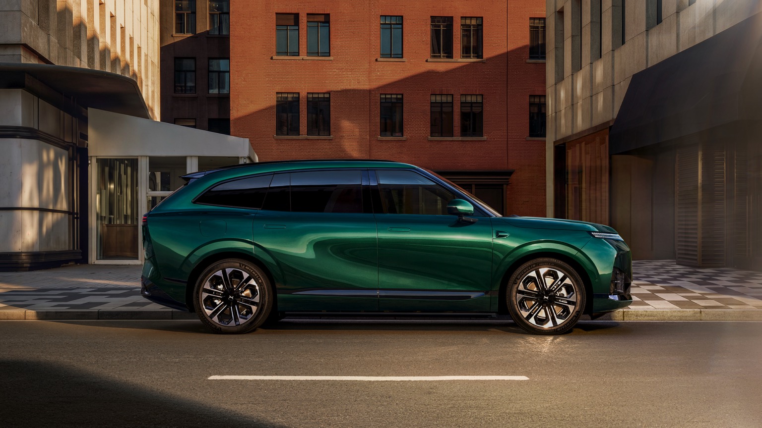 XPENG G9L AWD Performance