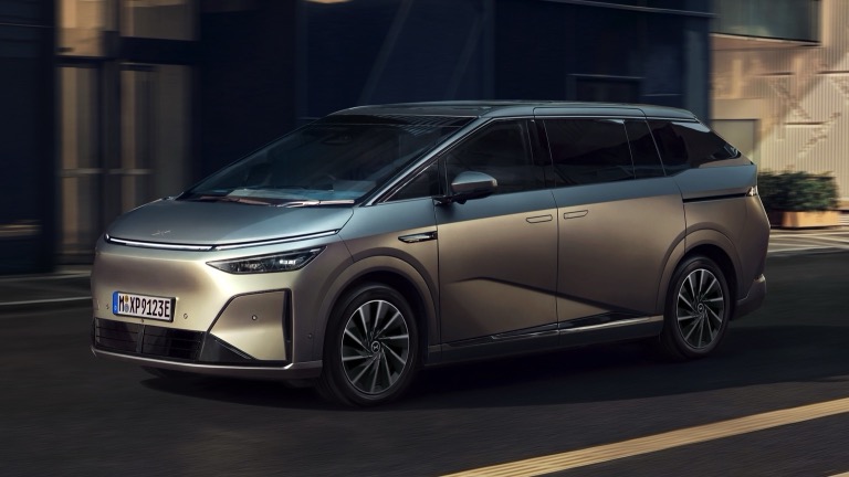 XPeng X9 FWD Long Range