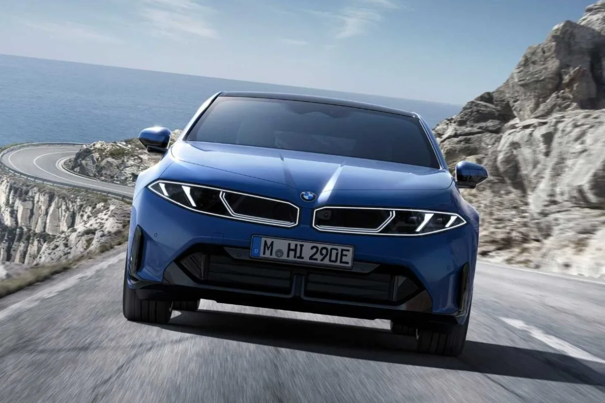 BMW Neue Klasse i3 z enim polnjenjem prevozil kar 1.213 kilometrov