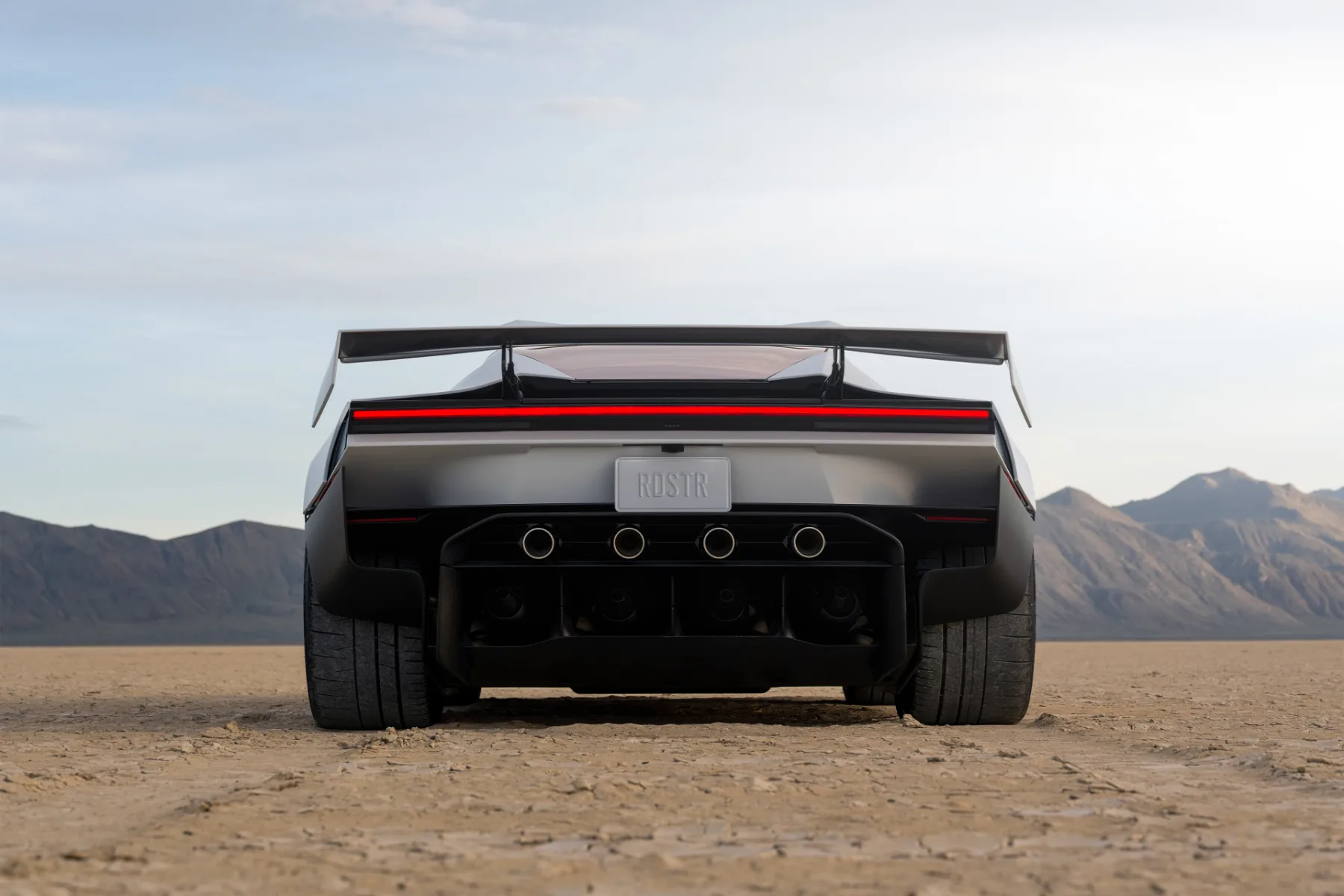 Leteča Tesla Roadster: Elon Musk je devet let obljubljal avto, nato pa ga je raje naučil leteti, slika 5