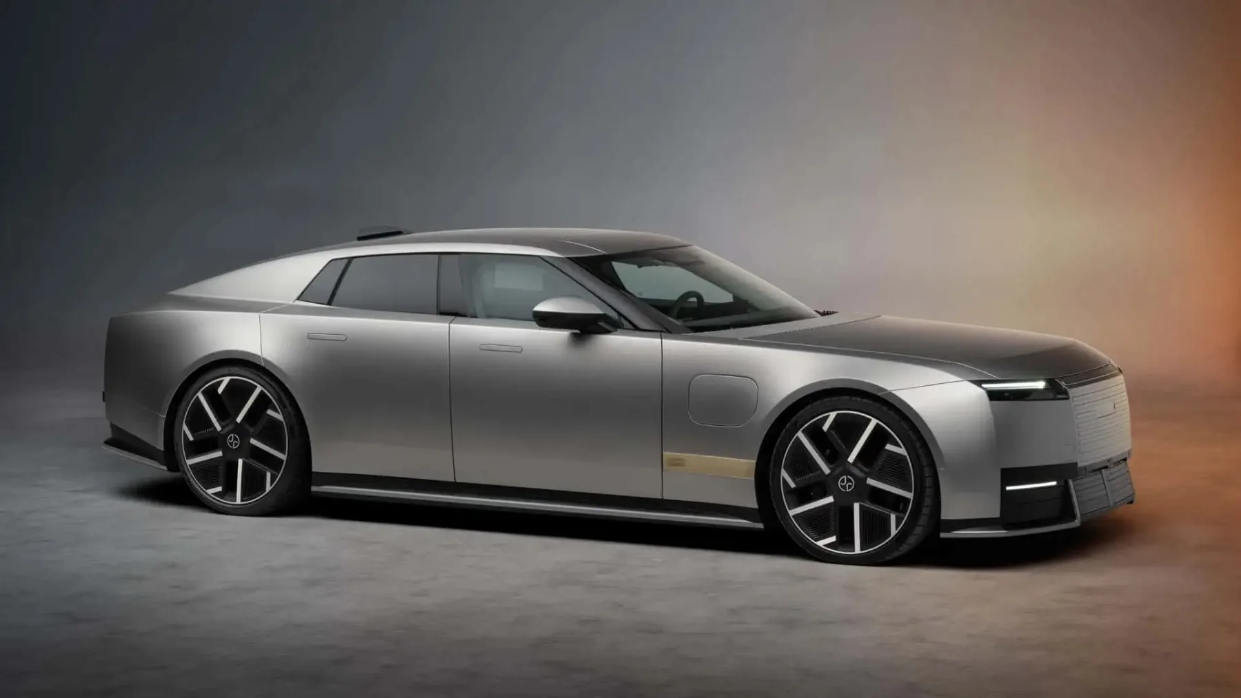 Jaguar Type 01: Električni britanski prestiž s 1.016 KM