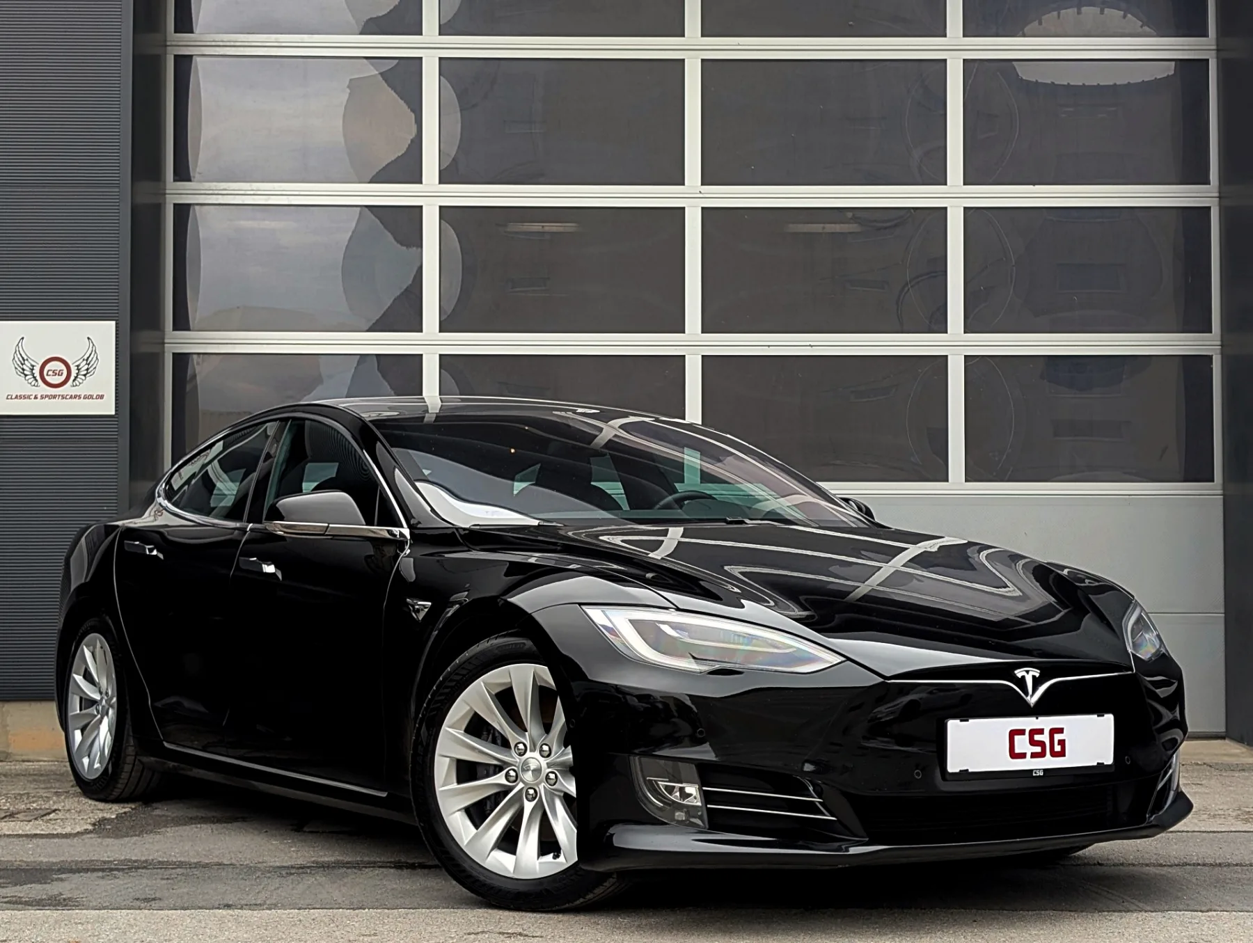 Tesla Model S Long Range