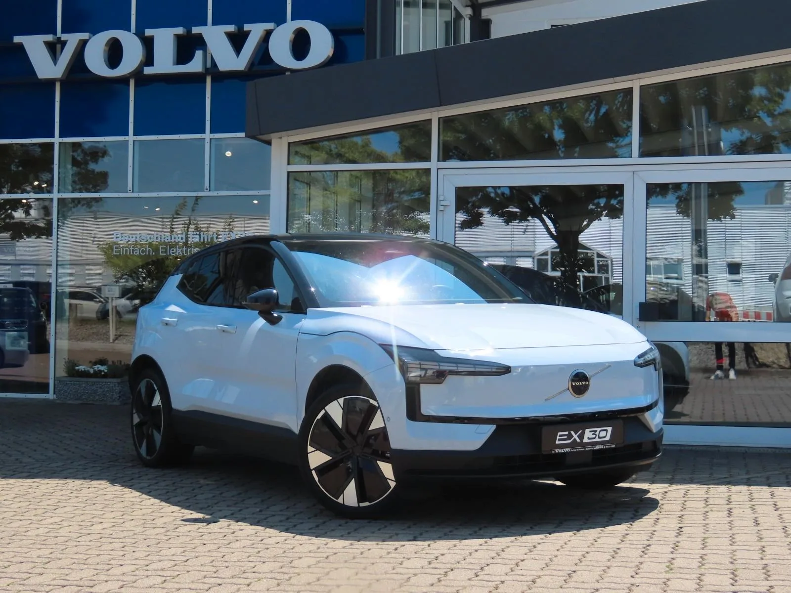Električno vozilo — slika 1